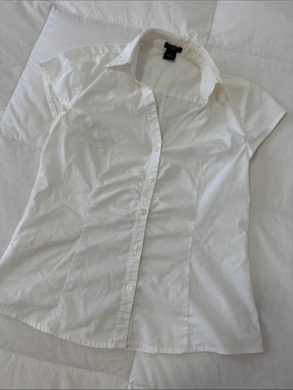 Ann Taylor White Short-Sleeve Button-Down Shirt